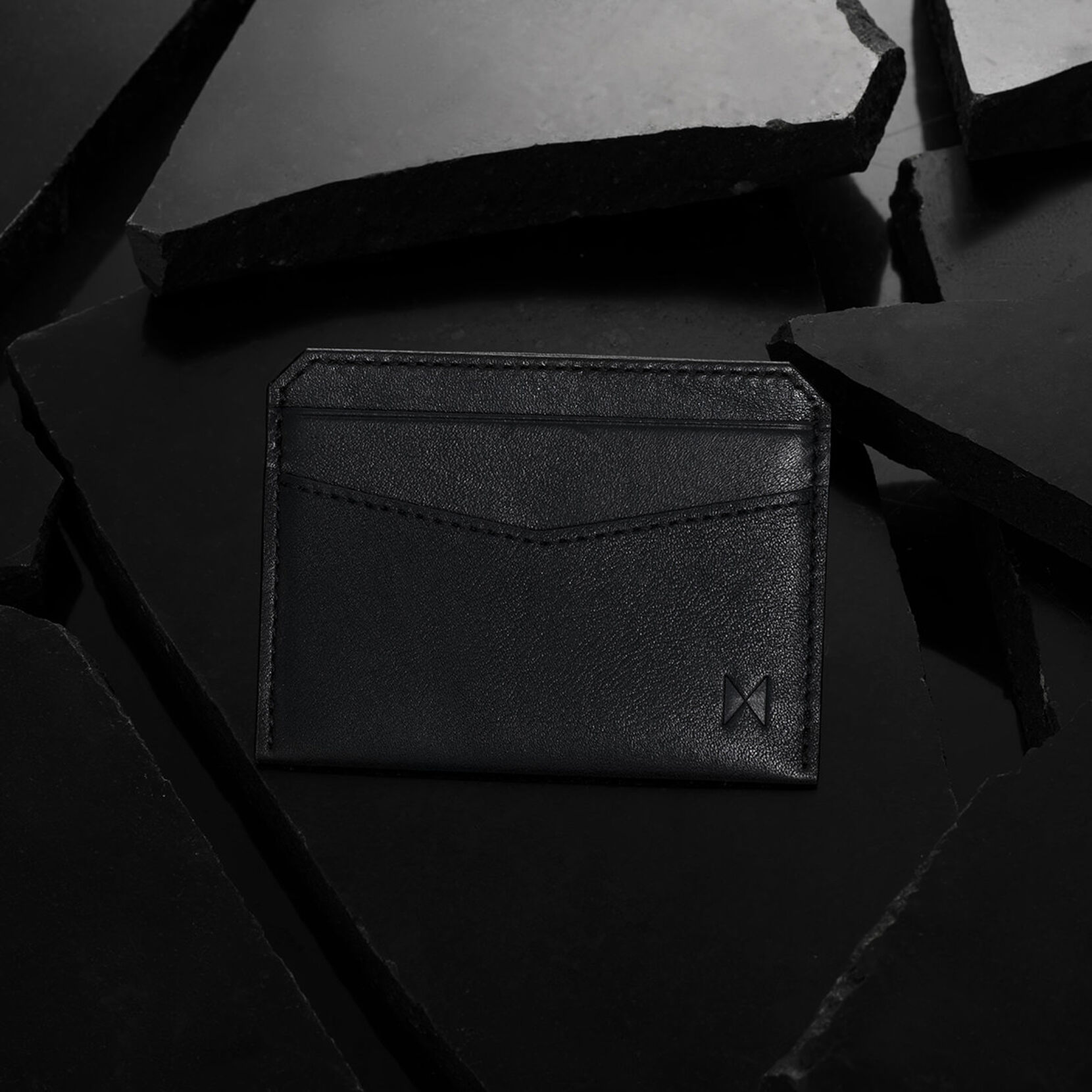 Signature Cardholder — Black