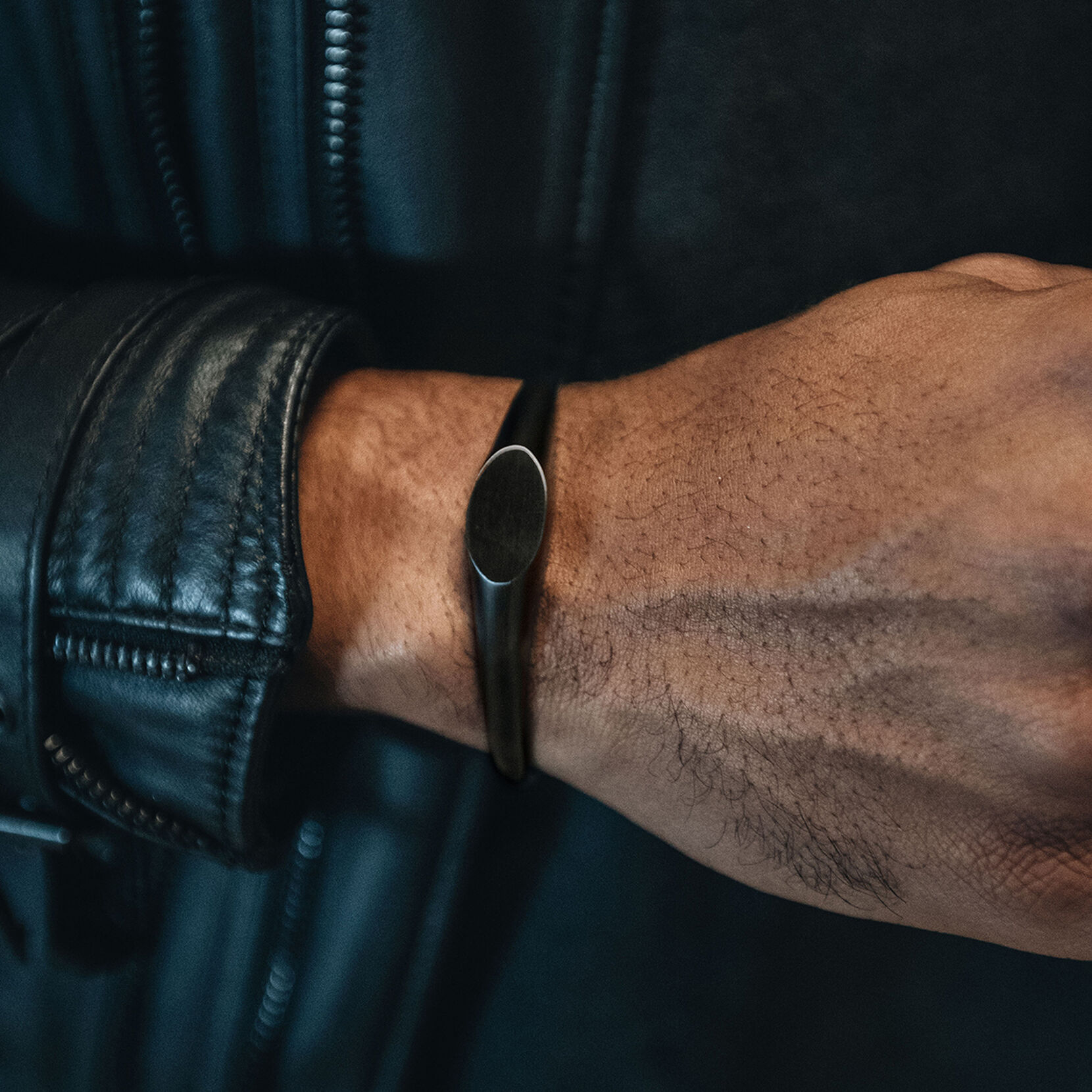 Signet Cuff