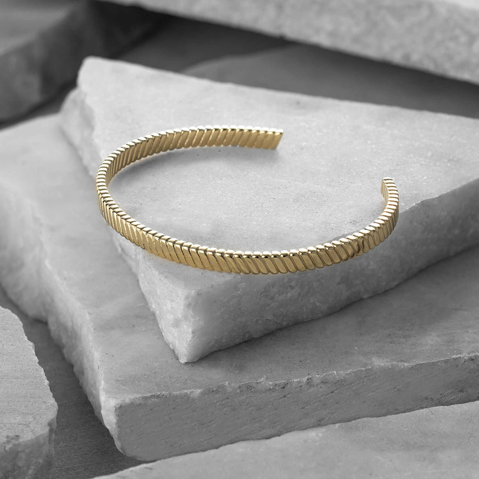 Deco Cuff