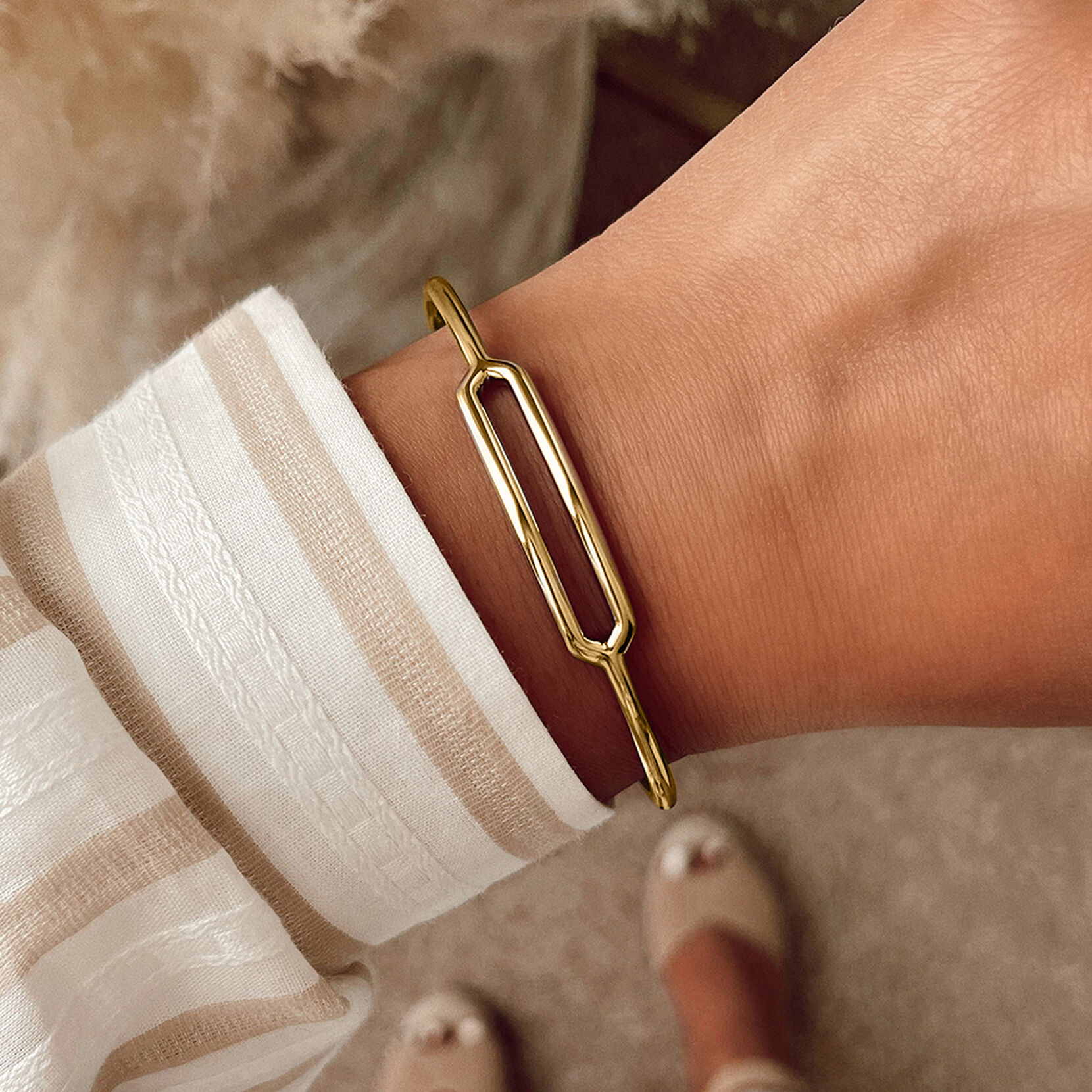 Hex Cuff