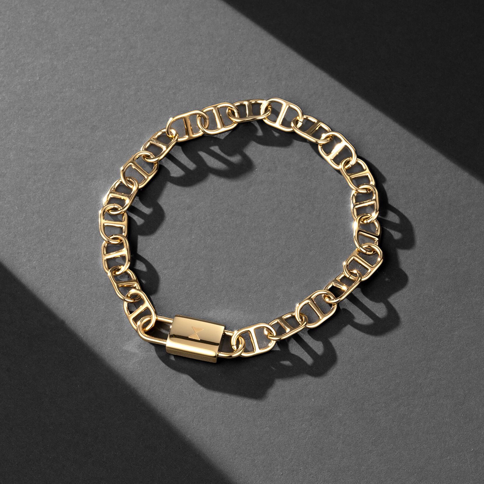 Anchor Chain Bracelet