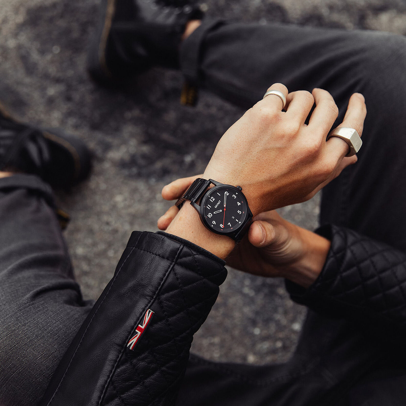 Verge Black