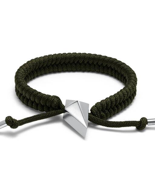 Sculpted Shark Tooth Pendant Bracelet