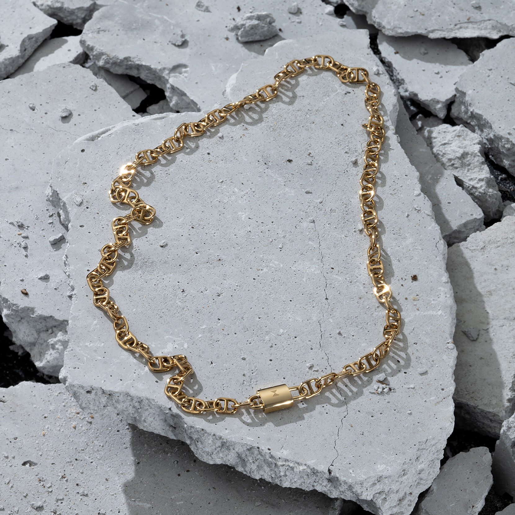 Anchor Chain Necklace