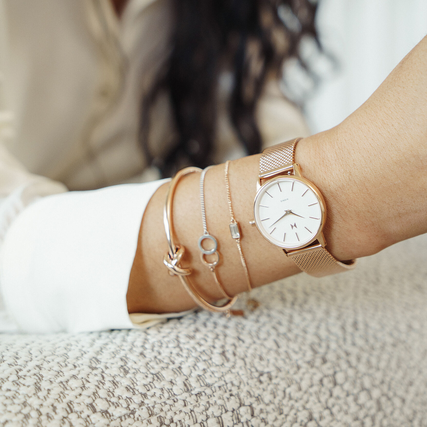 Locked Ring Chain Bracelet