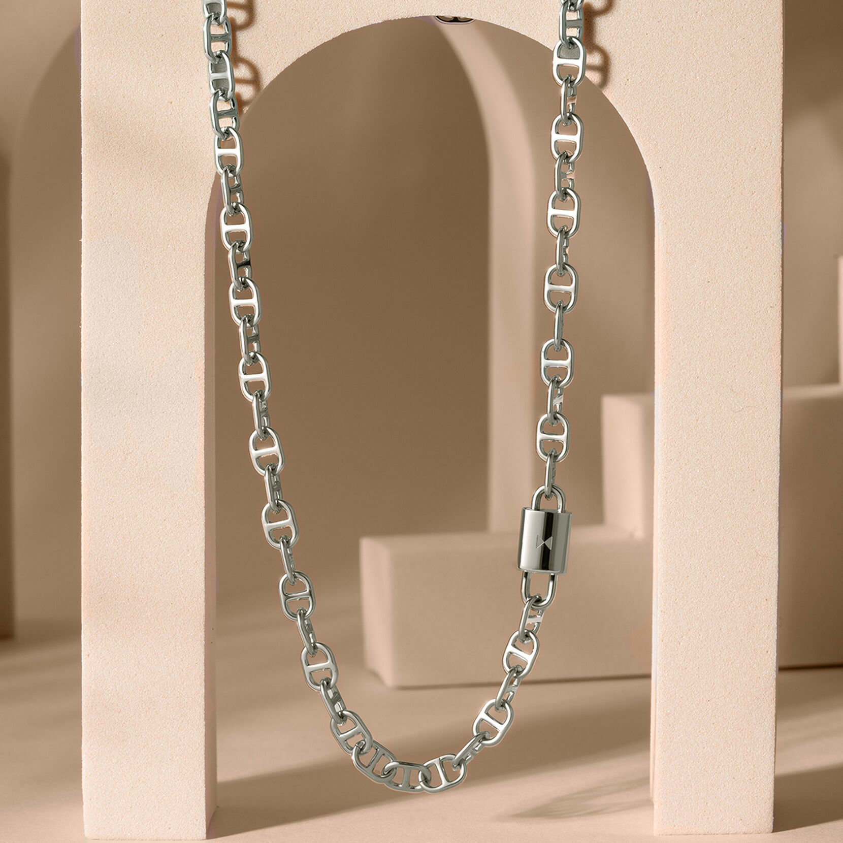 Anchor Chain Necklace