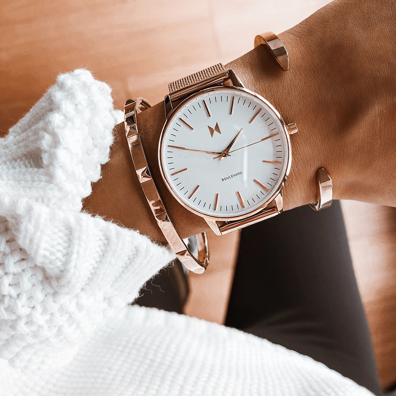 Minimal Cuff