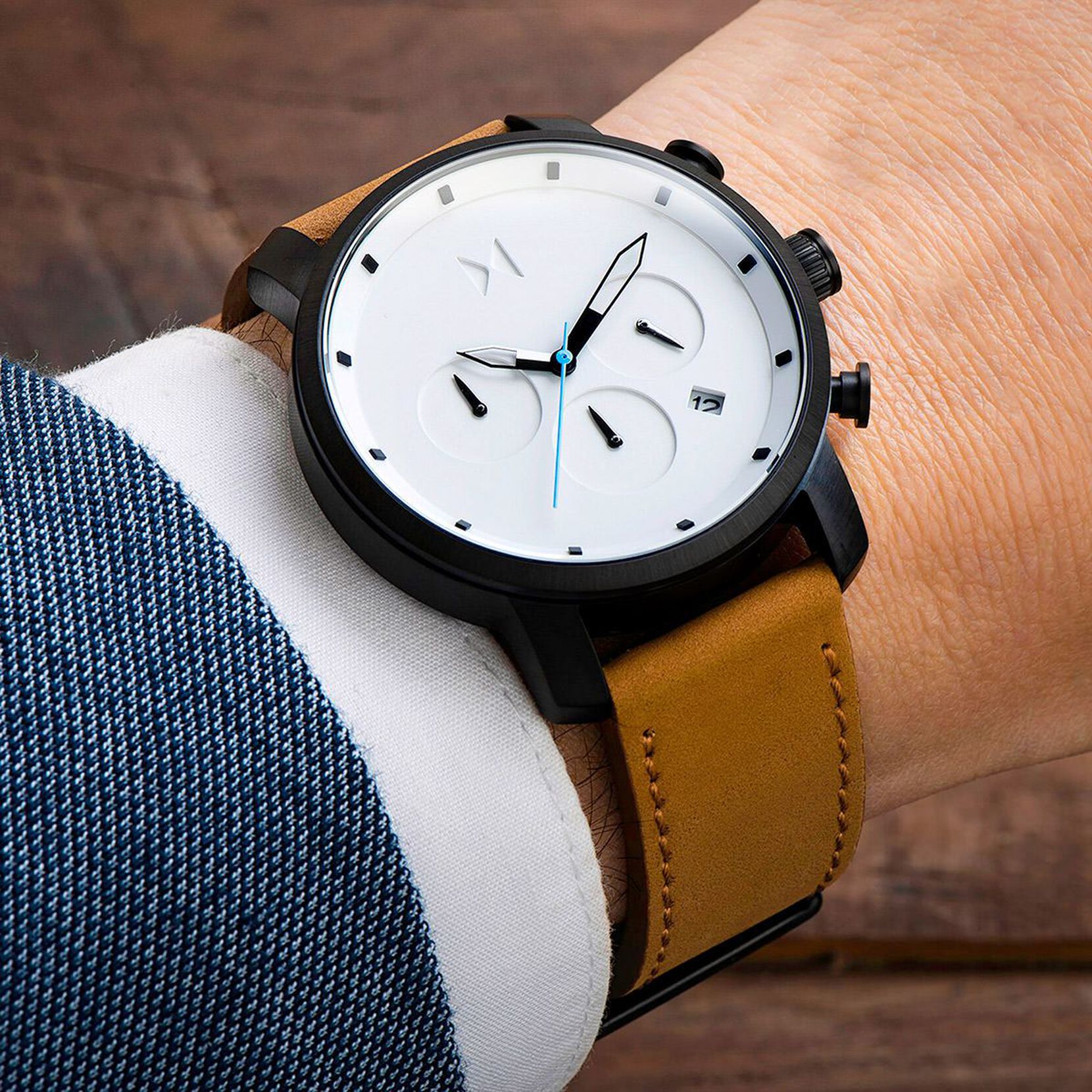 Chrono 40MM White Black Tan
