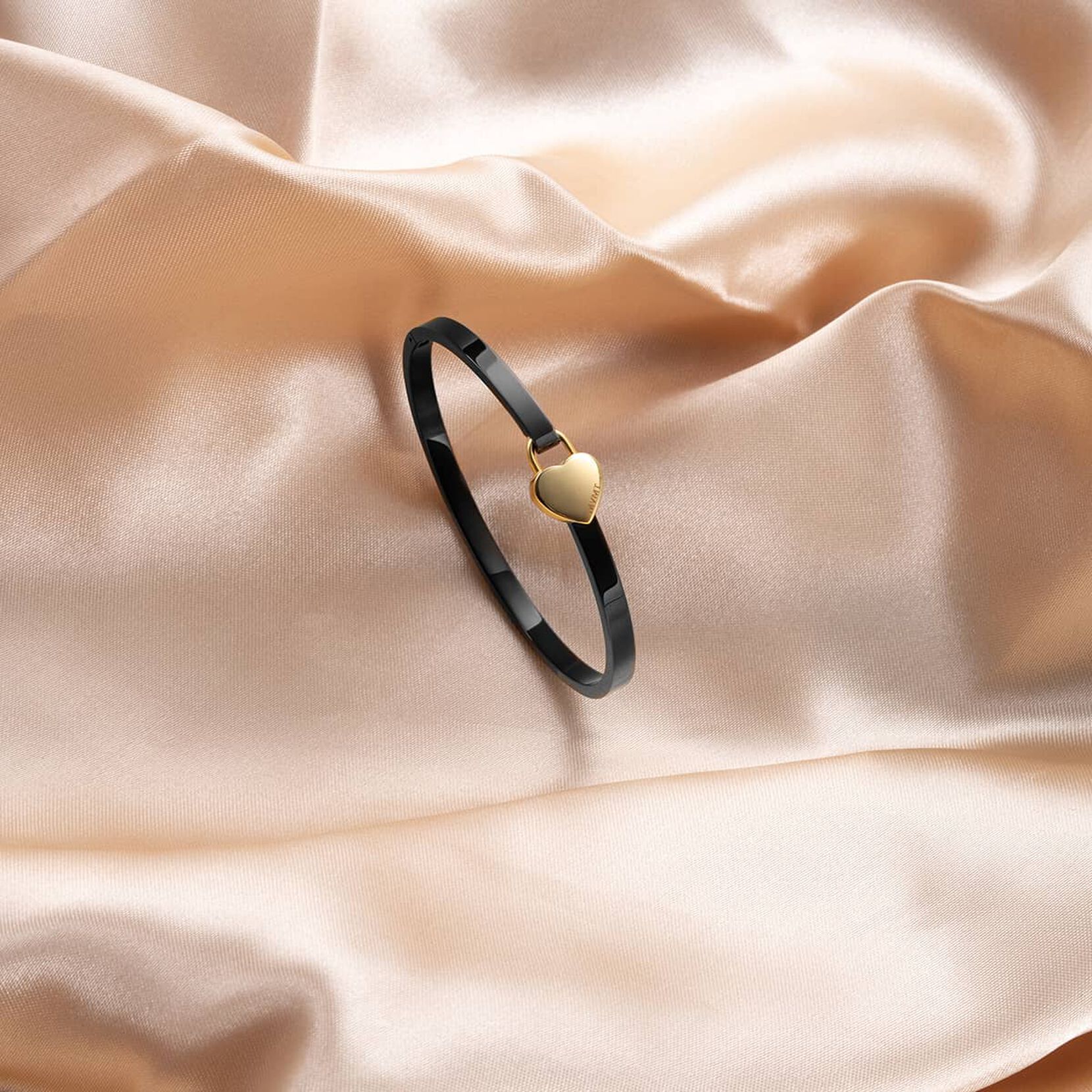 Heartlock Bangle