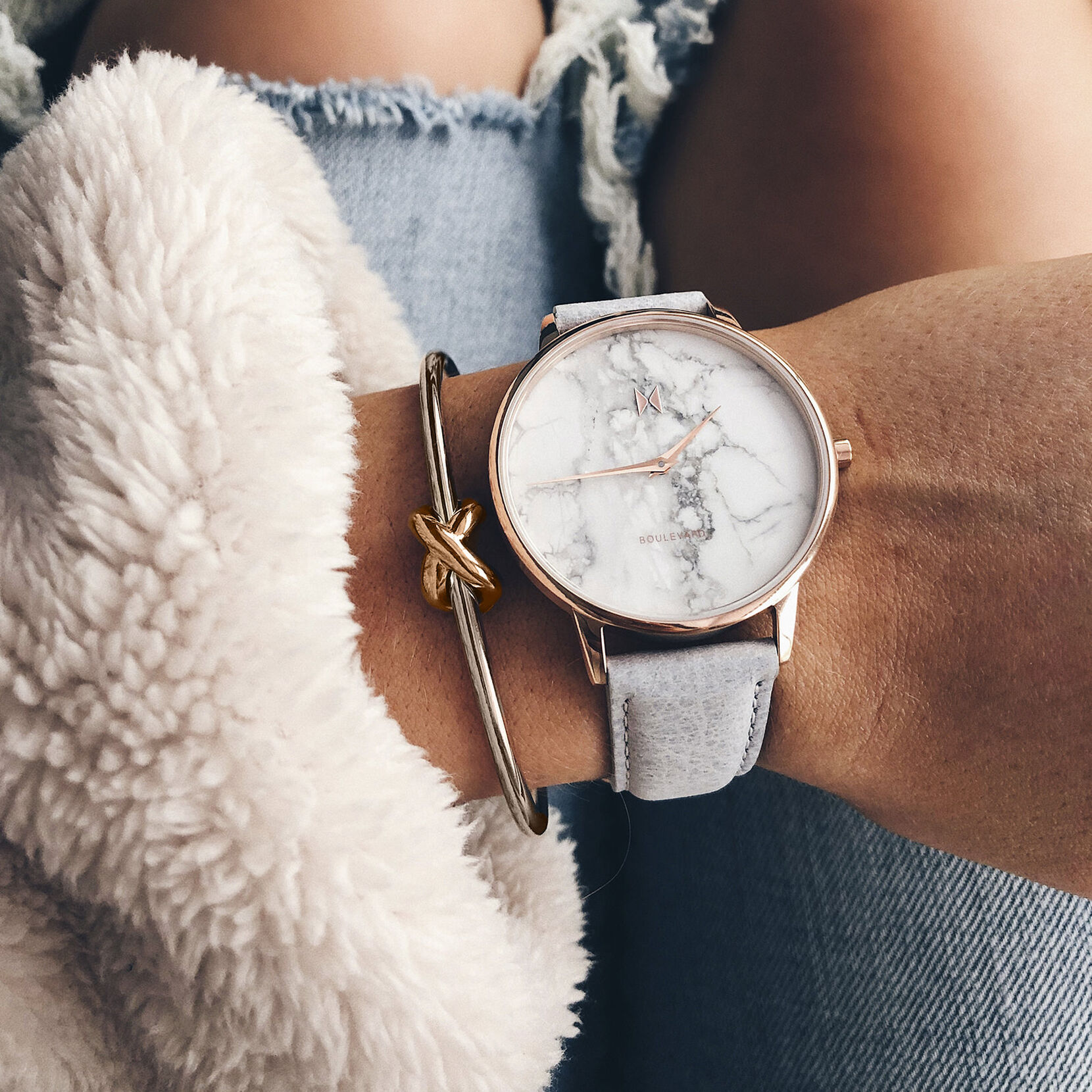 Knot Cuff