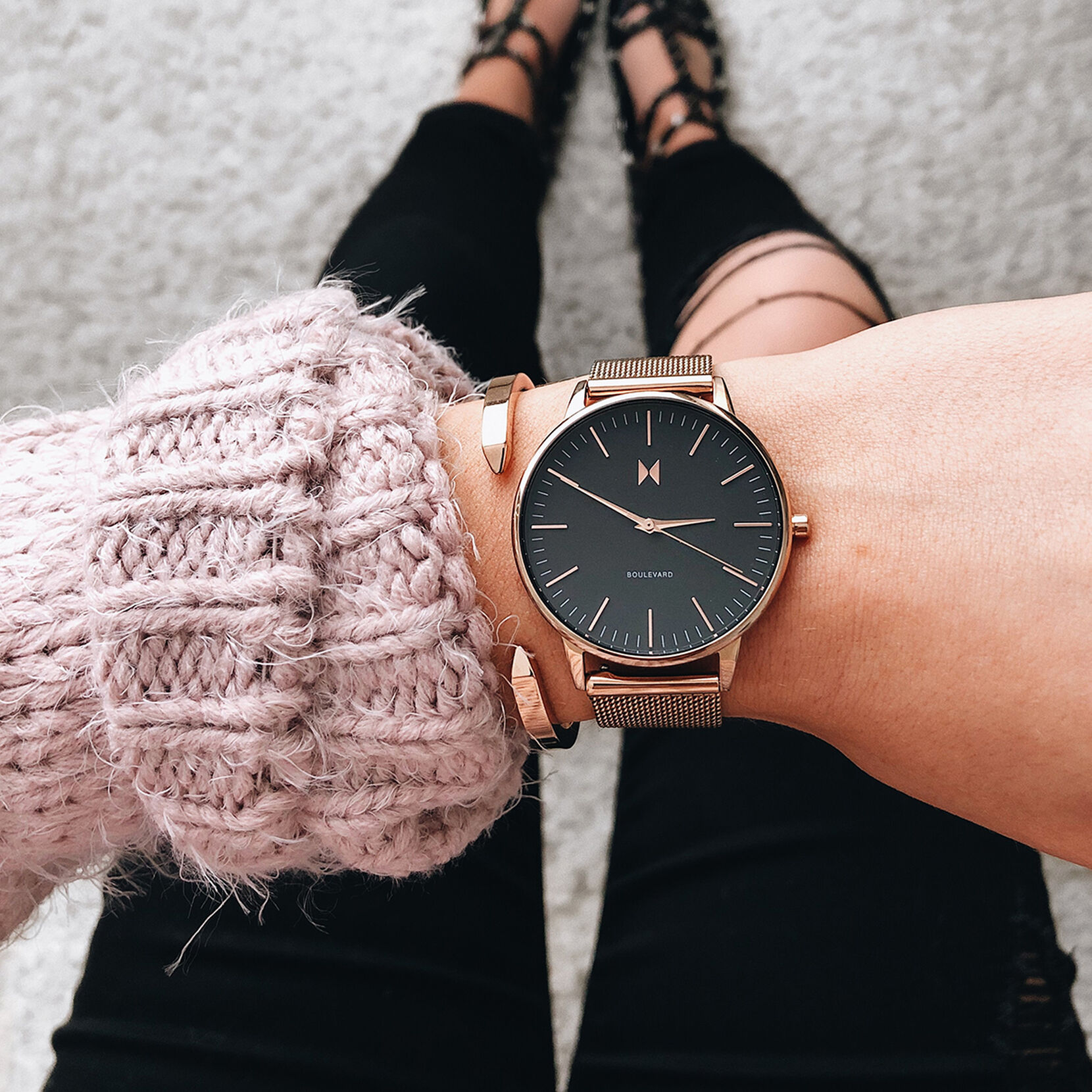 Minimal Cuff