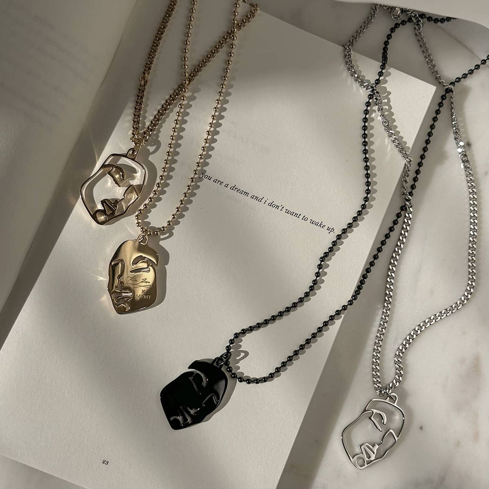 Yin & Yang Necklace Set