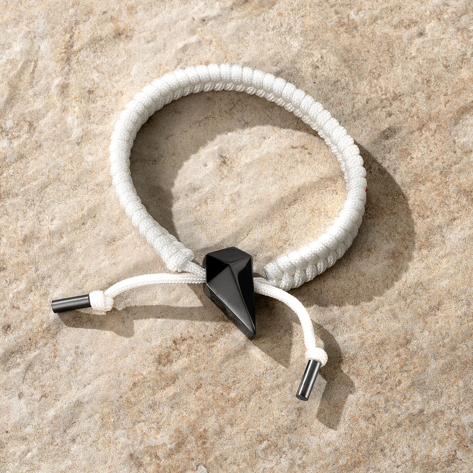 Sculpted Shark Tooth Pendant Bracelet