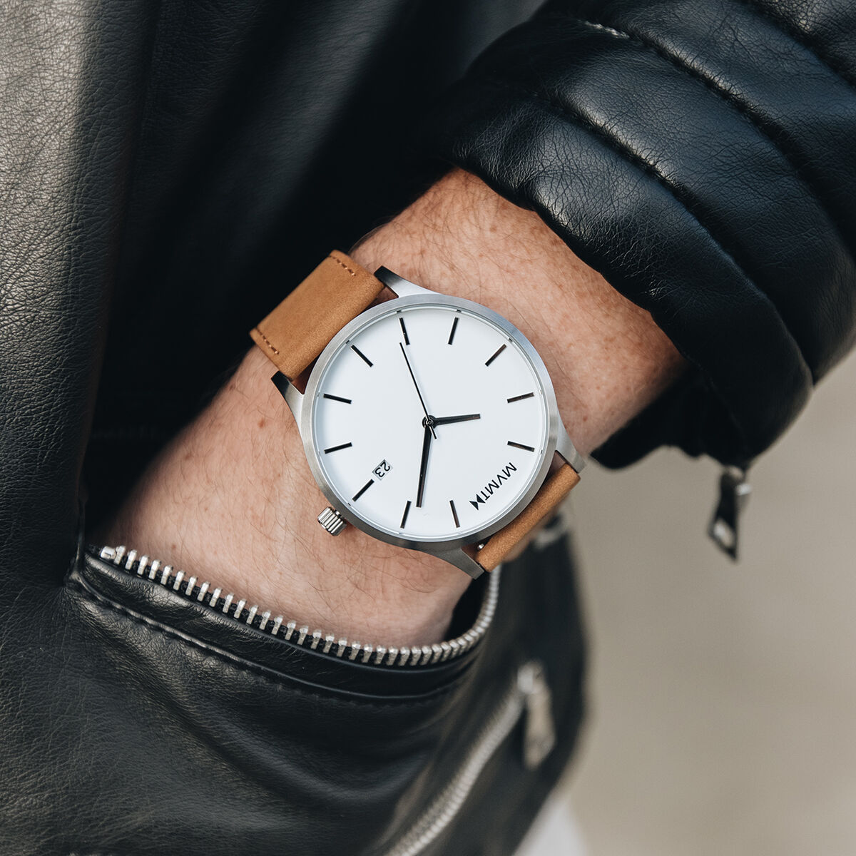 Mvmt classic black silver on sale