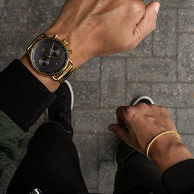 Mvmt top twist cuff