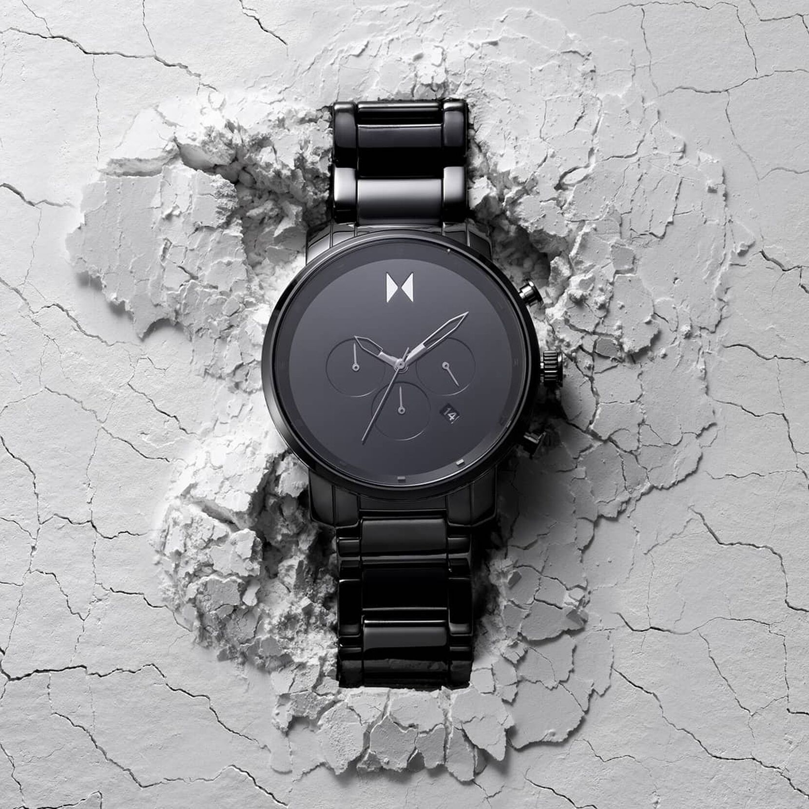 Chrono Ceramic Men\'s Watch in Gloss Black | MVMT