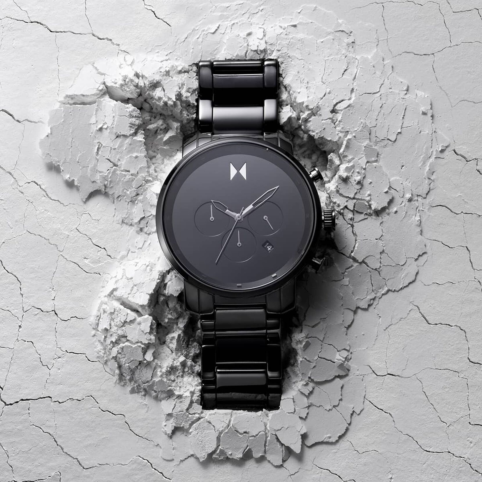 Chrono Ceramic Men's Watch in Gloss Black | MVMT