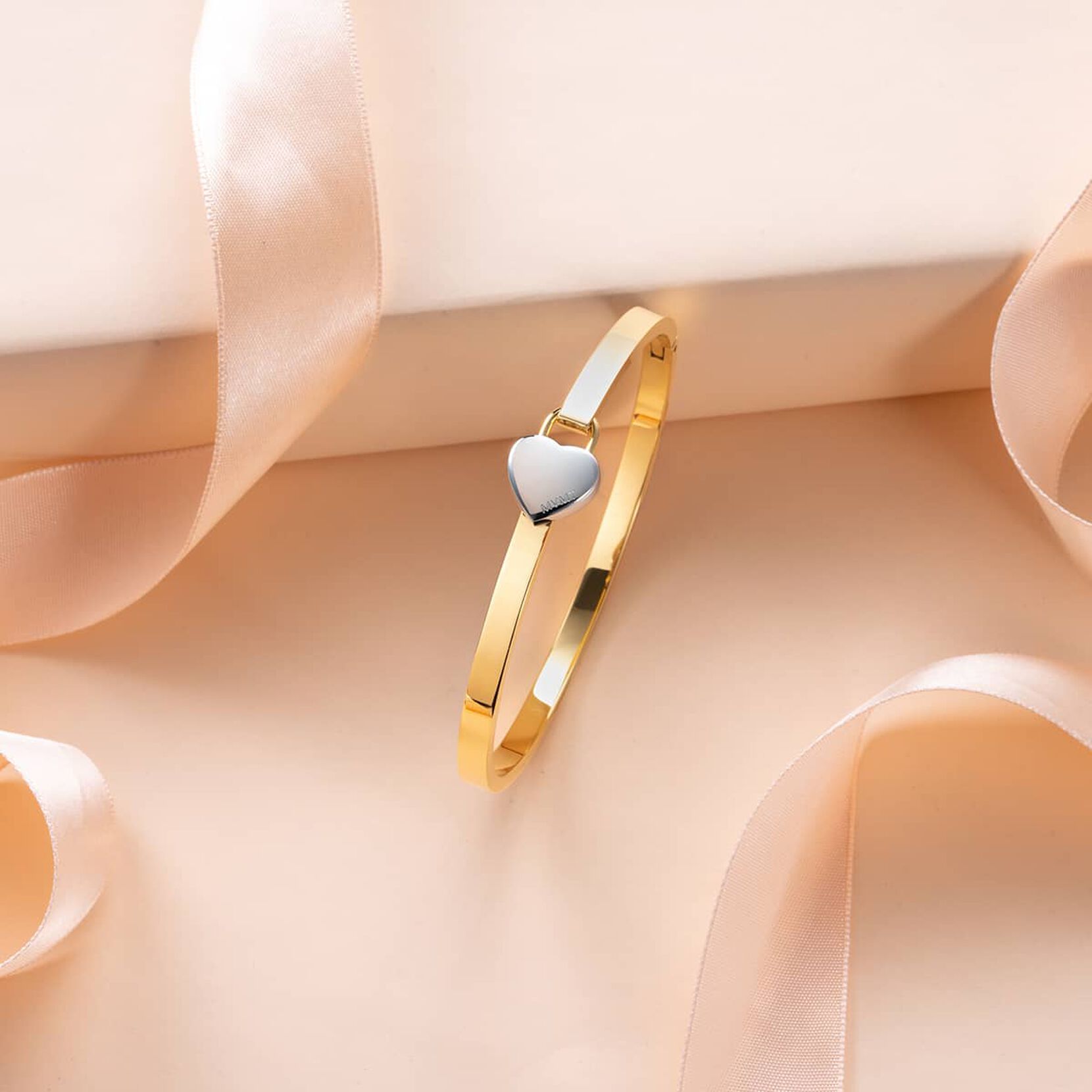 Heartlock Bangle