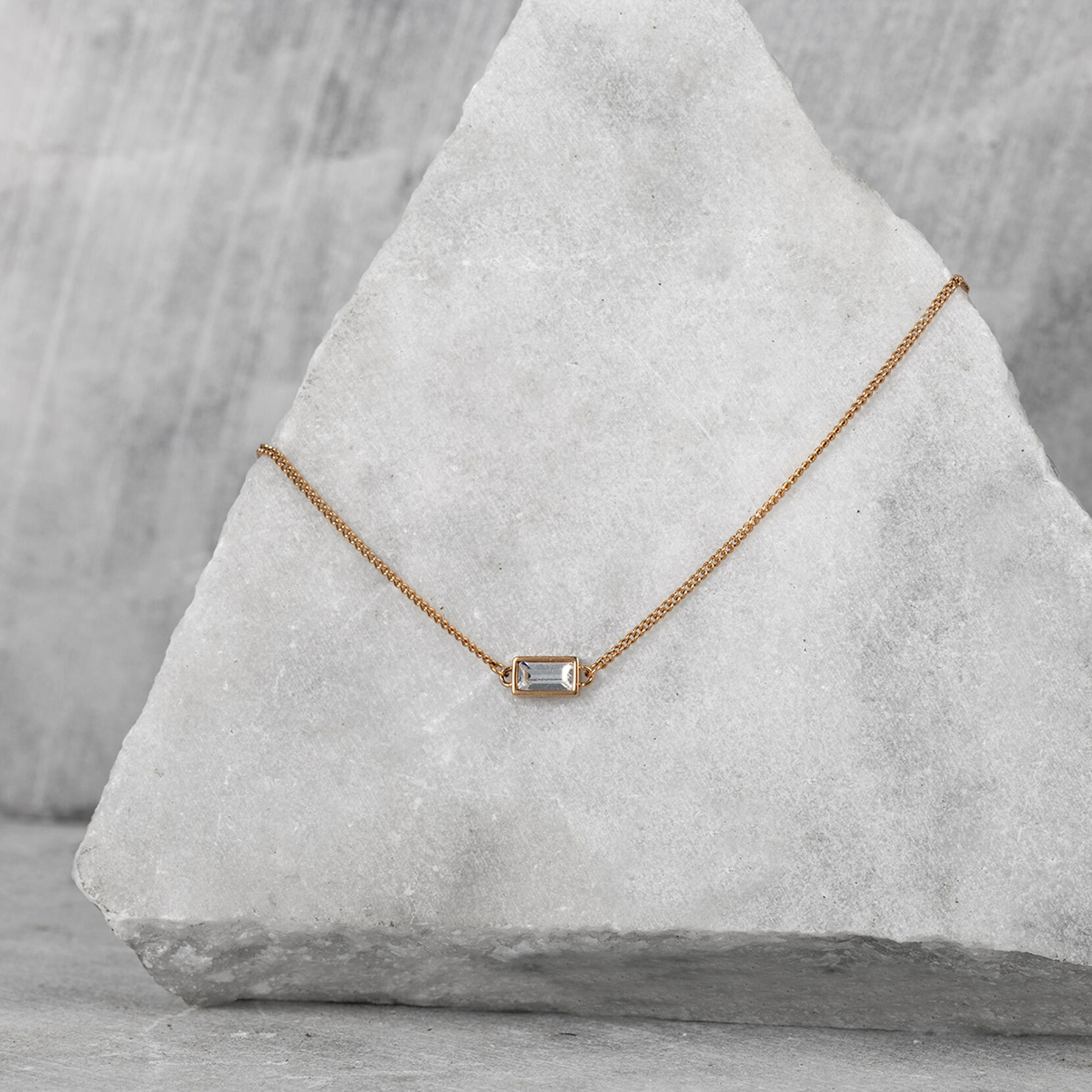 Rectangle Chain Bracelet