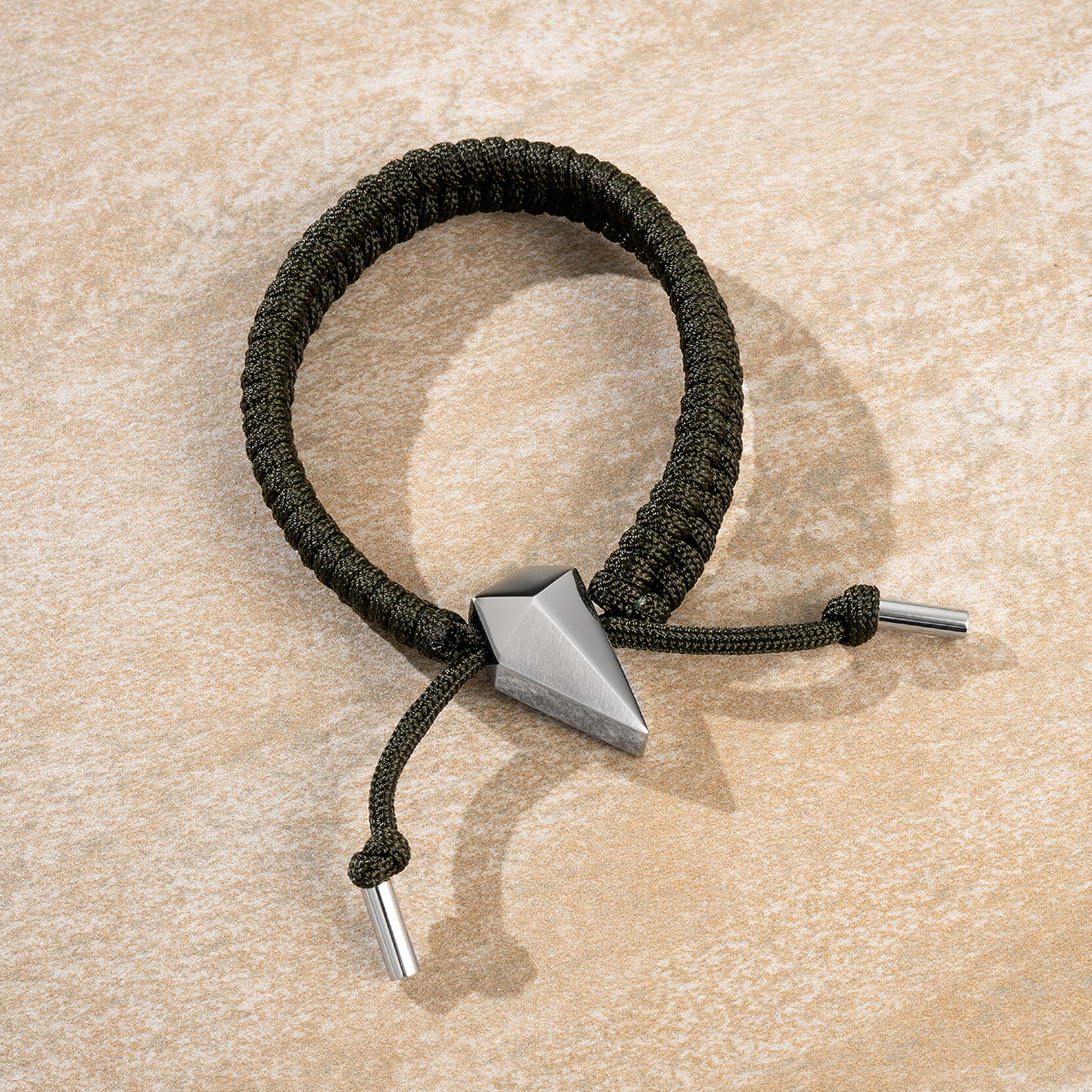 Sculpted Shark Tooth Pendant Bracelet