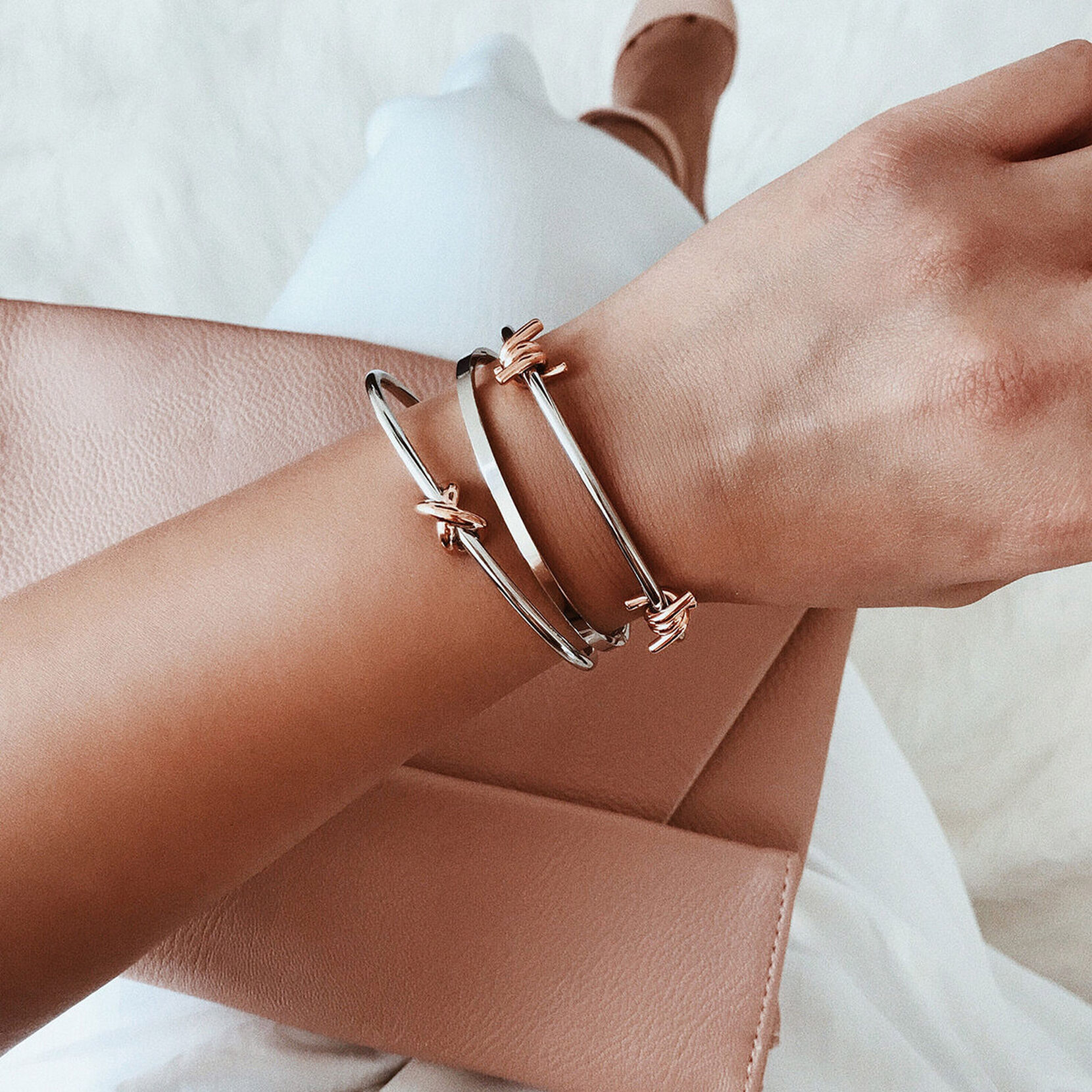Ellipse Bangle Thin