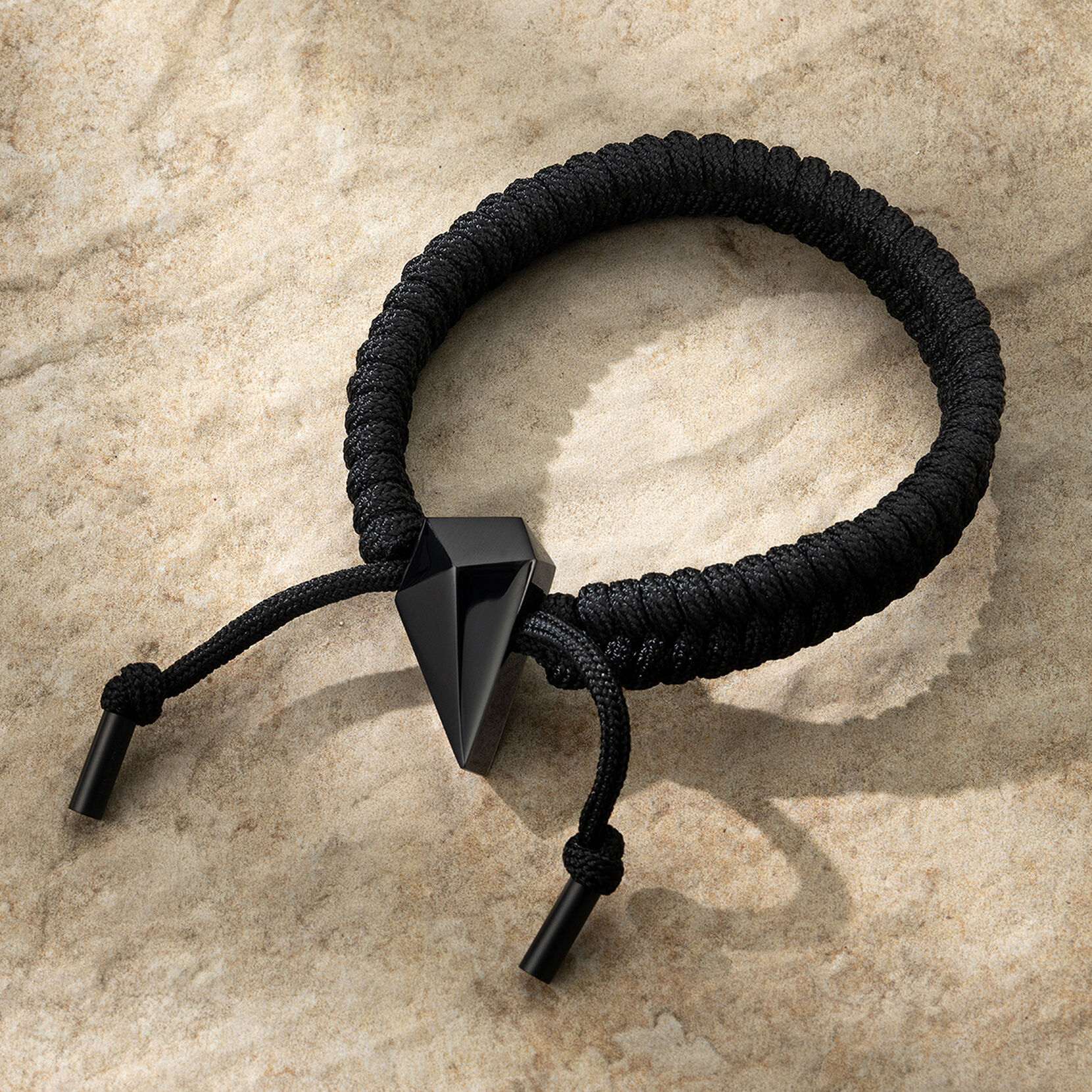 Sculpted Shark Tooth Pendant Bracelet