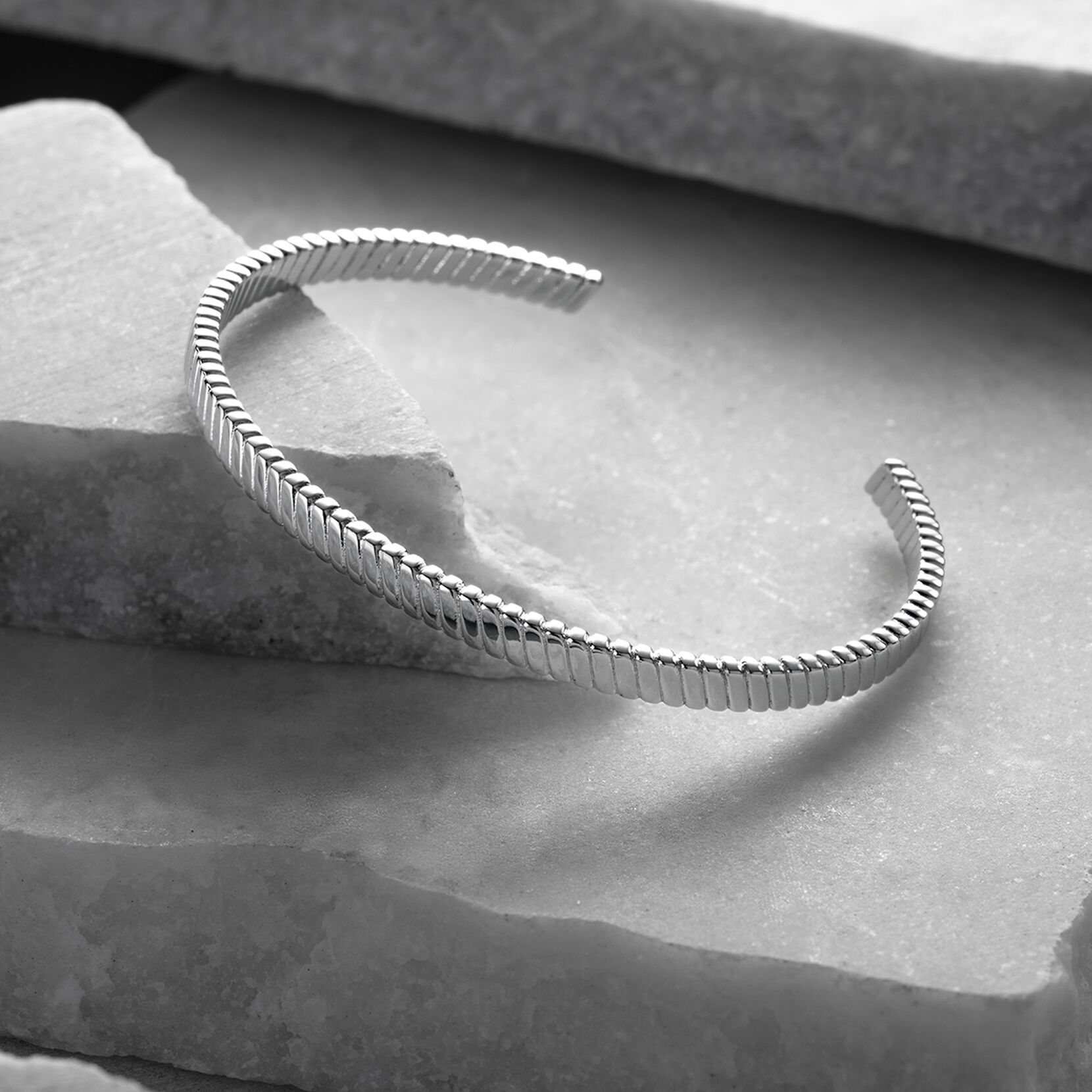 Deco Cuff