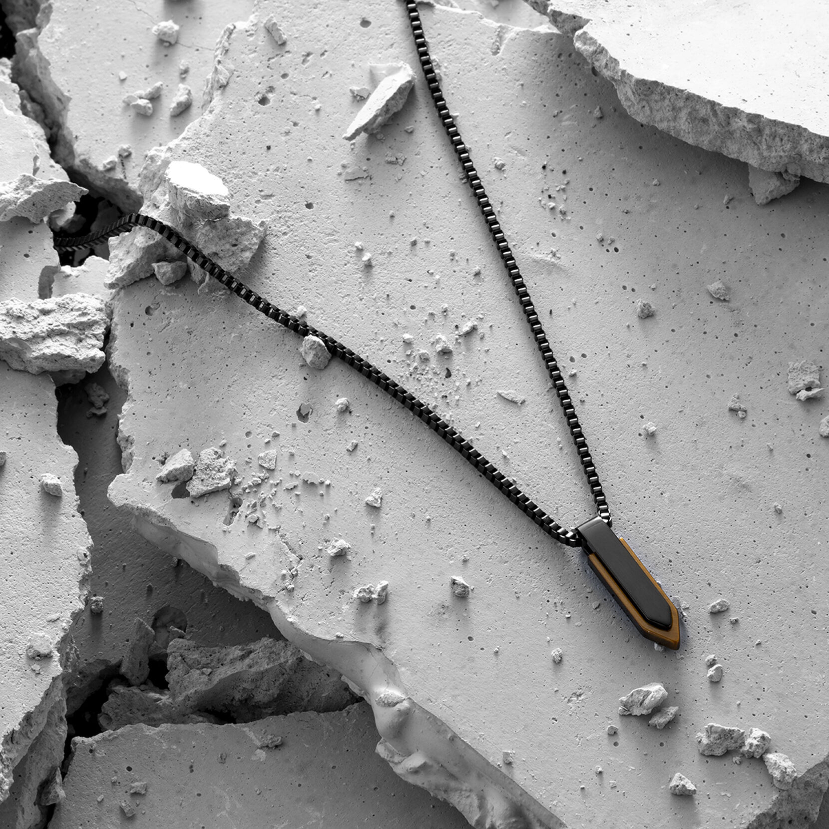 Stone Spearhead Necklace