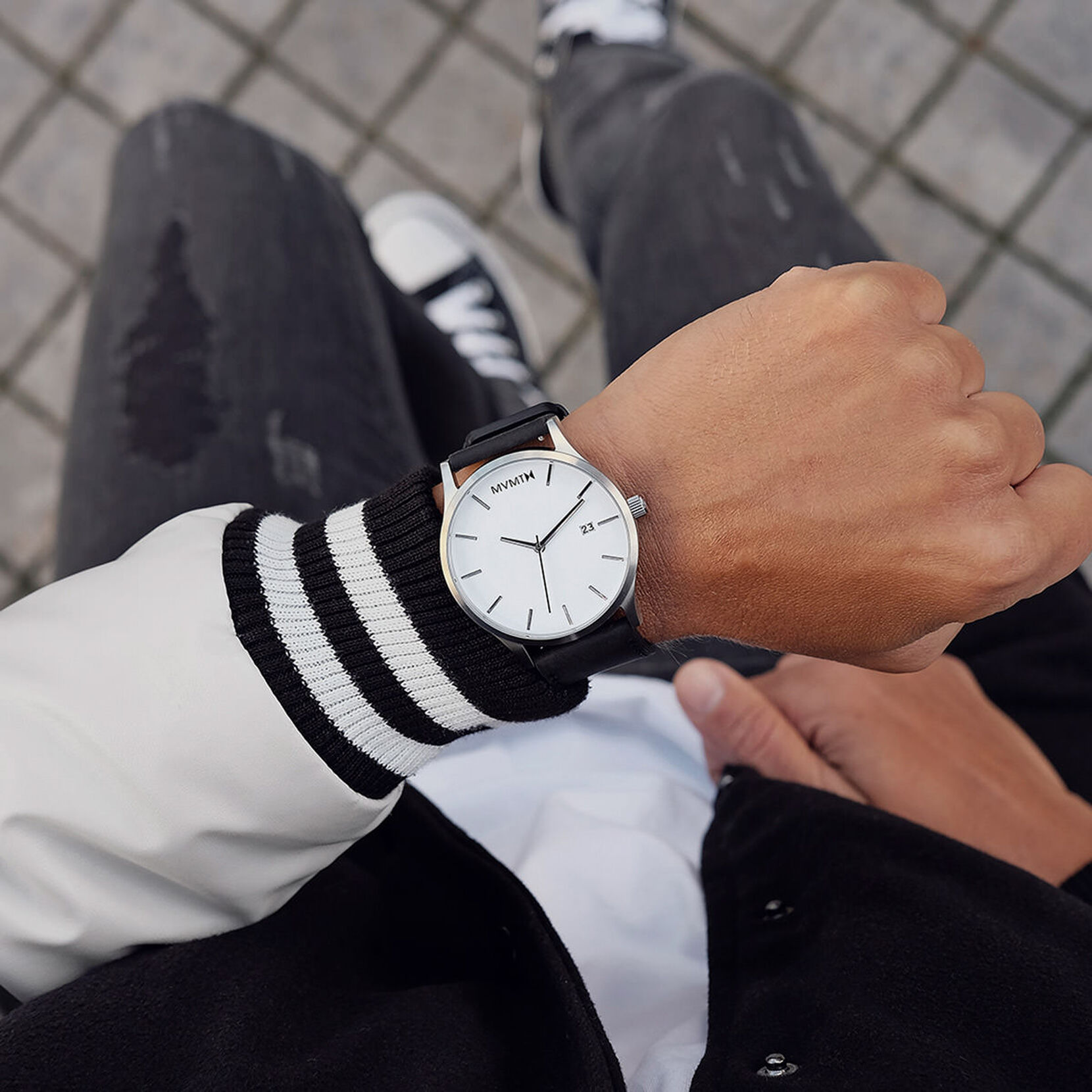 Classic White Black