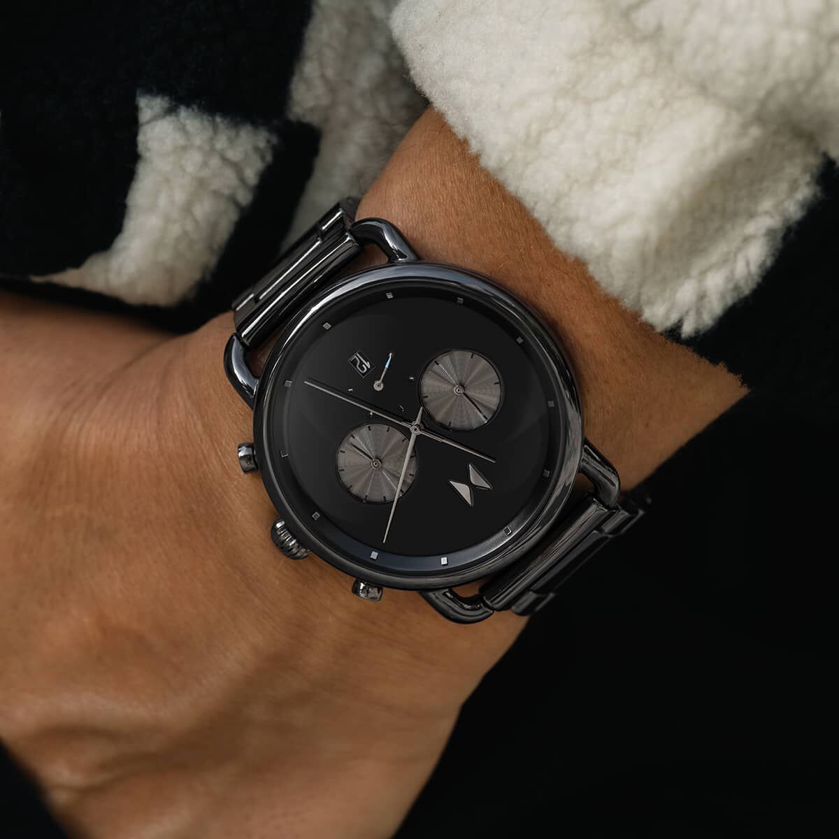 Mvmt sales blacktop watch