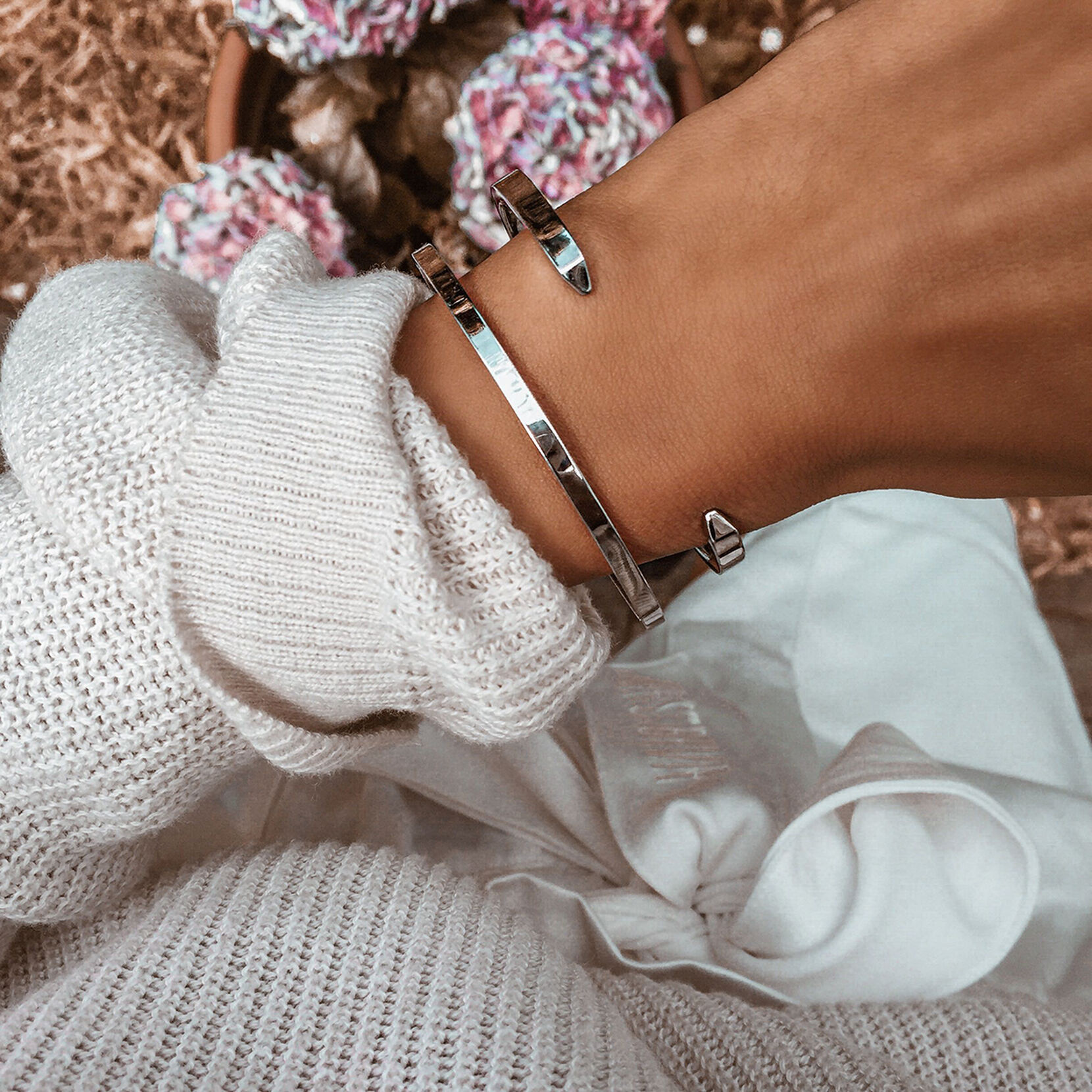 Minimal Cuff