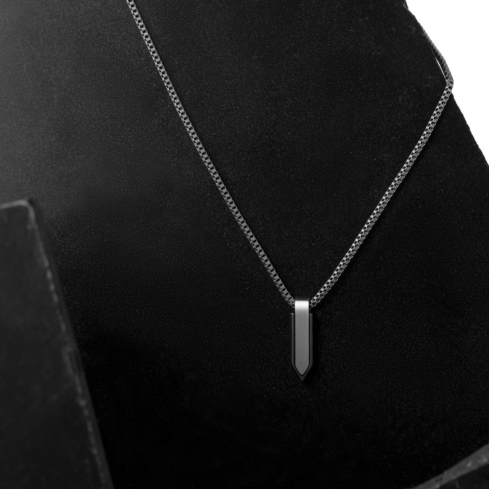 Spearhead Necklace