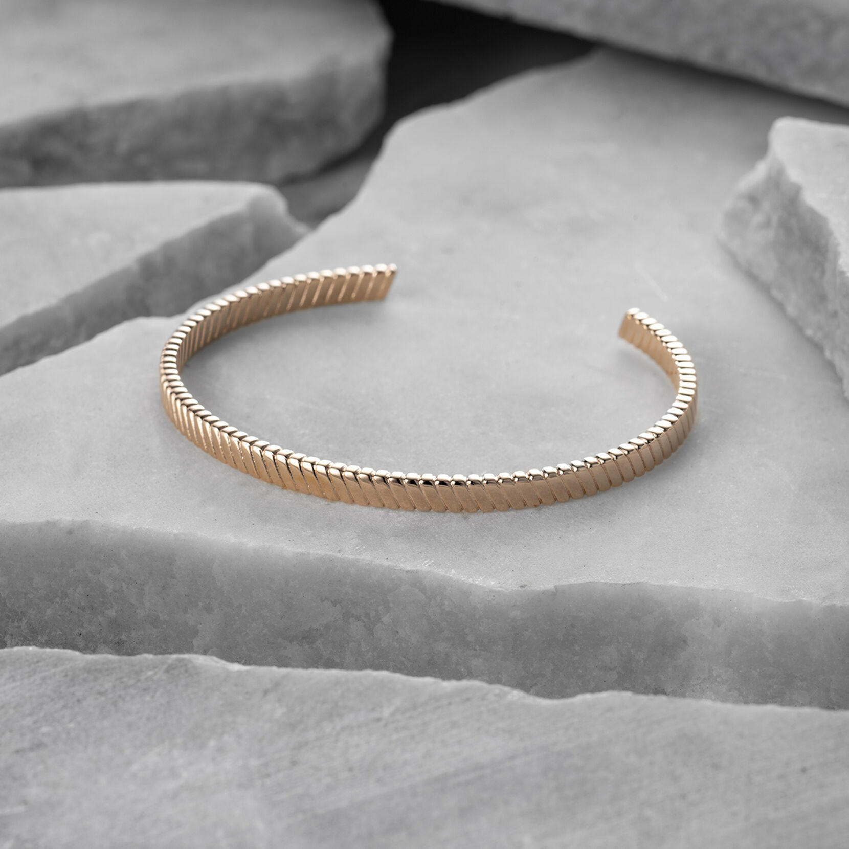 Deco Cuff