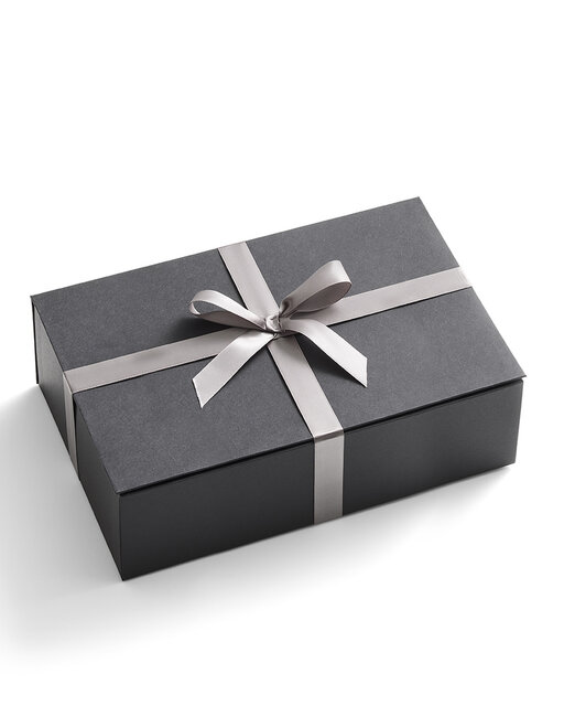 Gift Box with Ribbon (L)