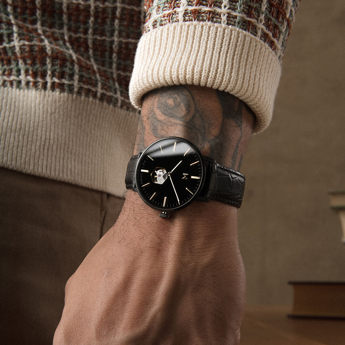 Mvmt shop panther black