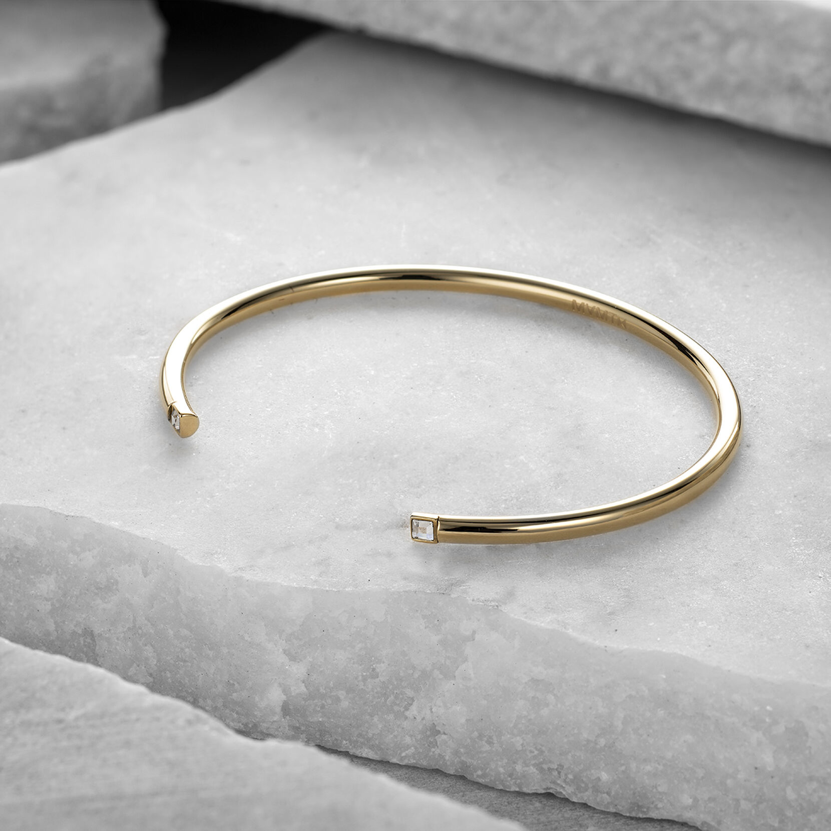 Halo Crystal Cuff