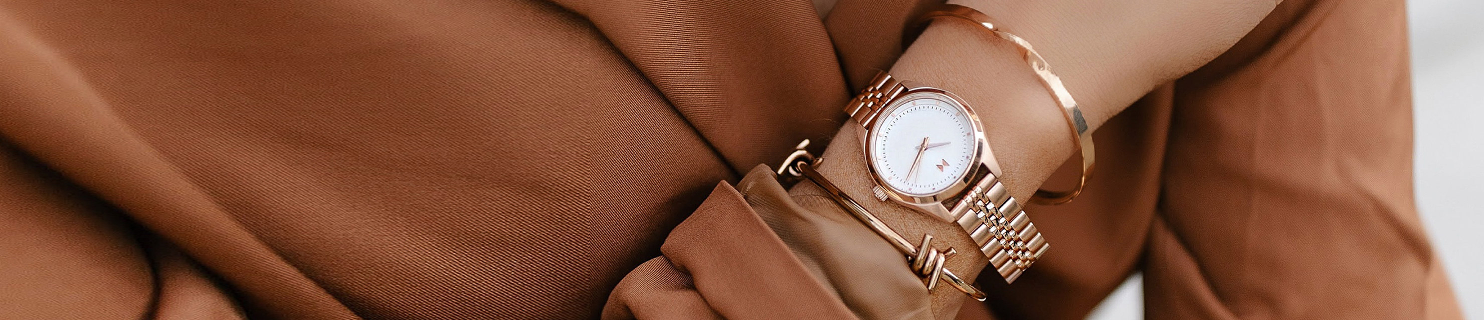 Womens Rise Mini Watches Hero Banner